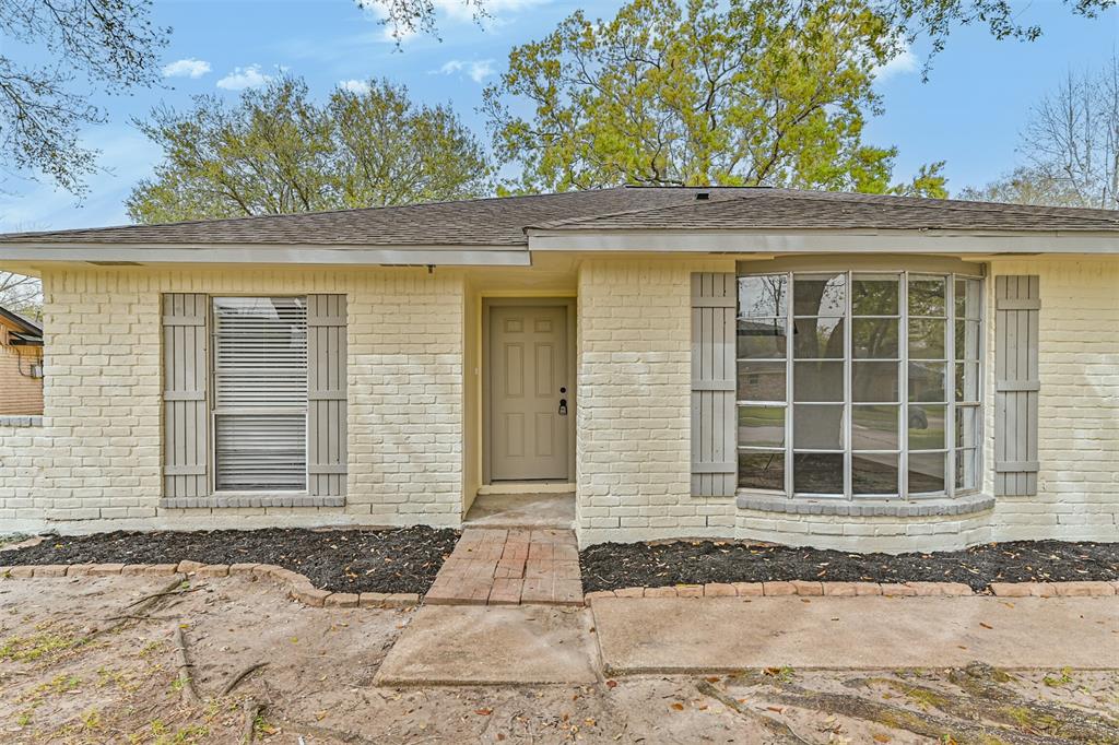 512 Stoneledge Drive, Friendswood, Texas image 4