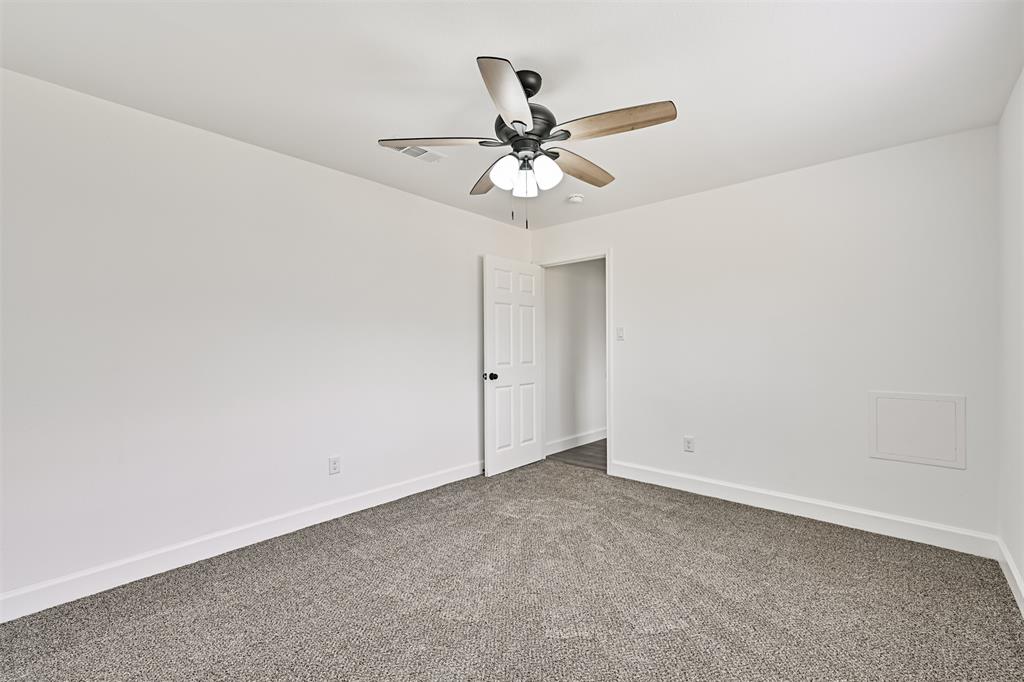 512 Stoneledge Drive, Friendswood, Texas image 33
