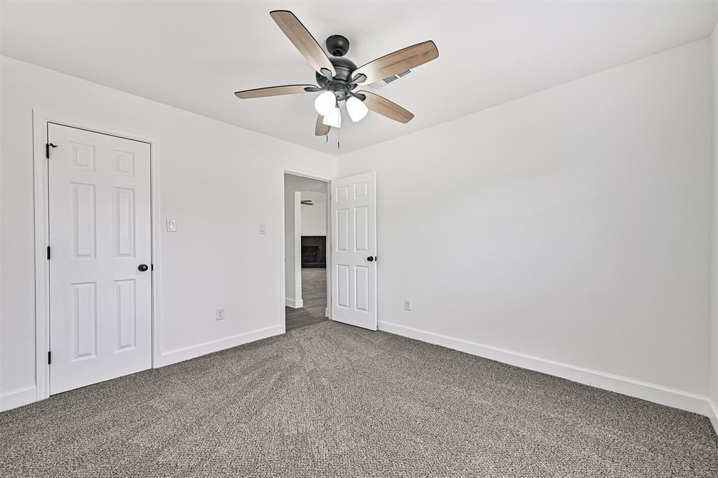 512 Stoneledge Drive, Friendswood, Texas image 30