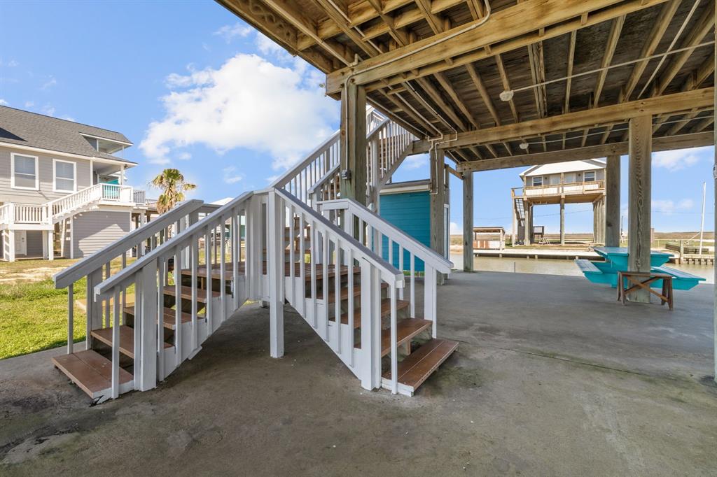 522 Dolphin Dr, Freeport, Texas image 7