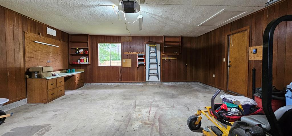 101 Mockingbird Street, Silsbee, Texas image 40