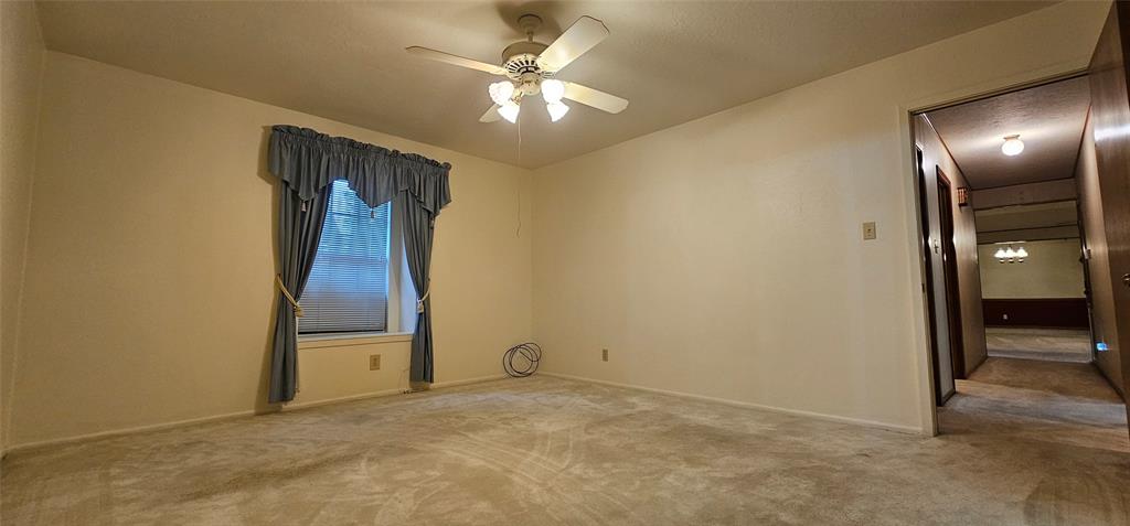 101 Mockingbird Street, Silsbee, Texas image 23