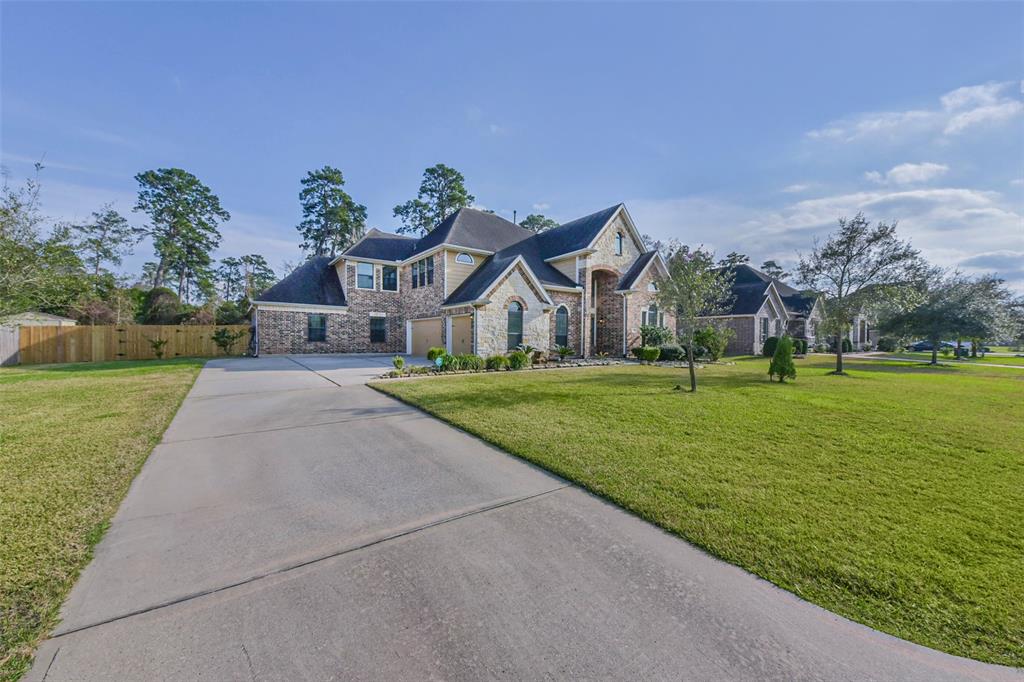 22618 Pineleigh Court, Tomball, Texas image 1