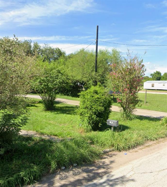2004 Pleasant Green Drive, Victoria, Texas image 3