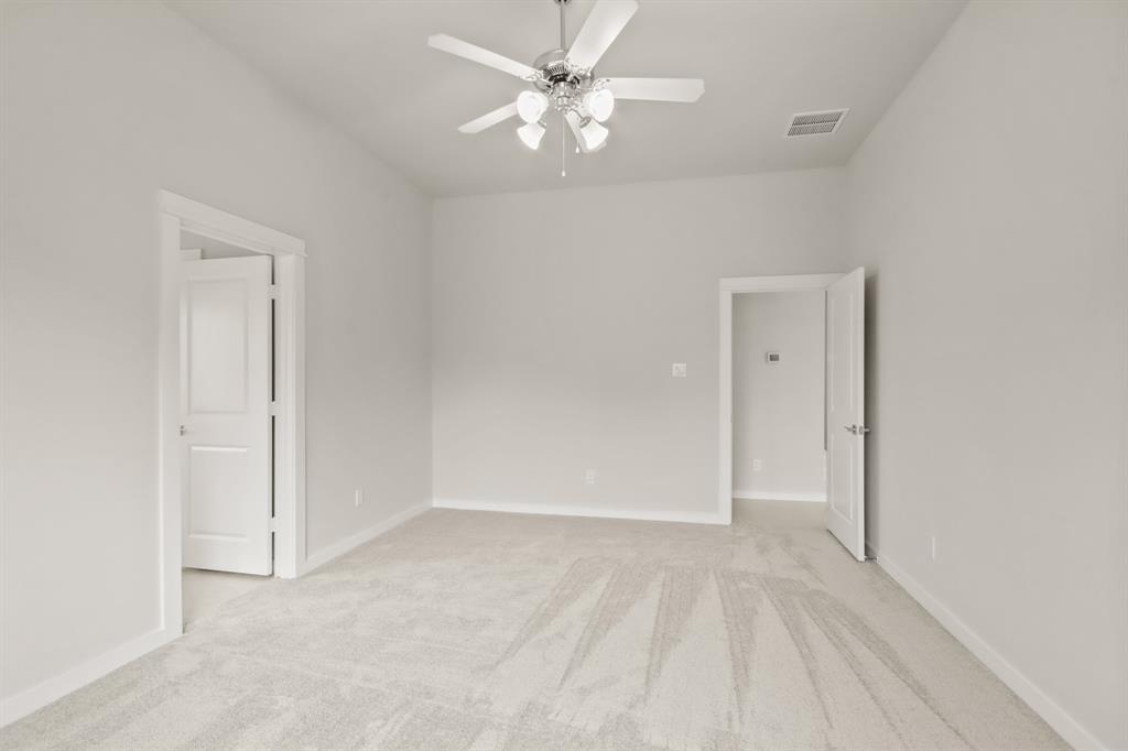 8414 Hunterwyck Lane, Baytown, Texas image 11