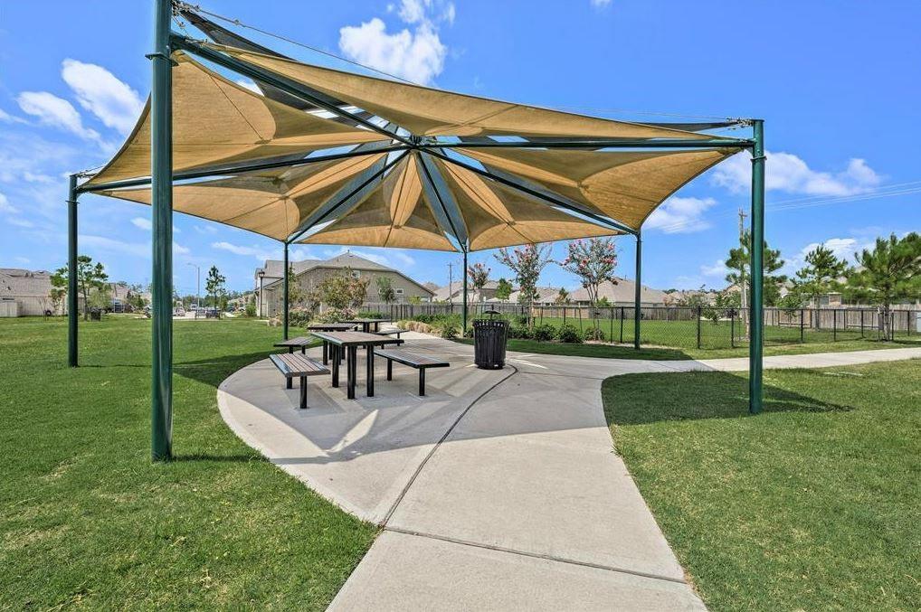 8414 Hunterwyck Lane, Baytown, Texas image 24