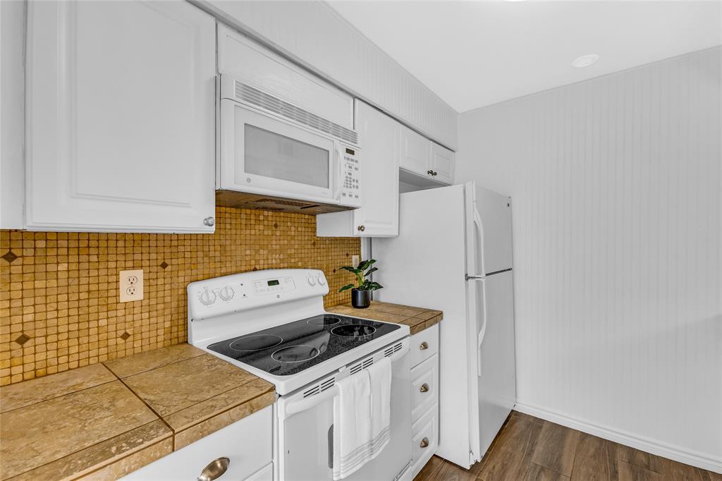 3220 69th Street #K6, Galveston, Texas image 11