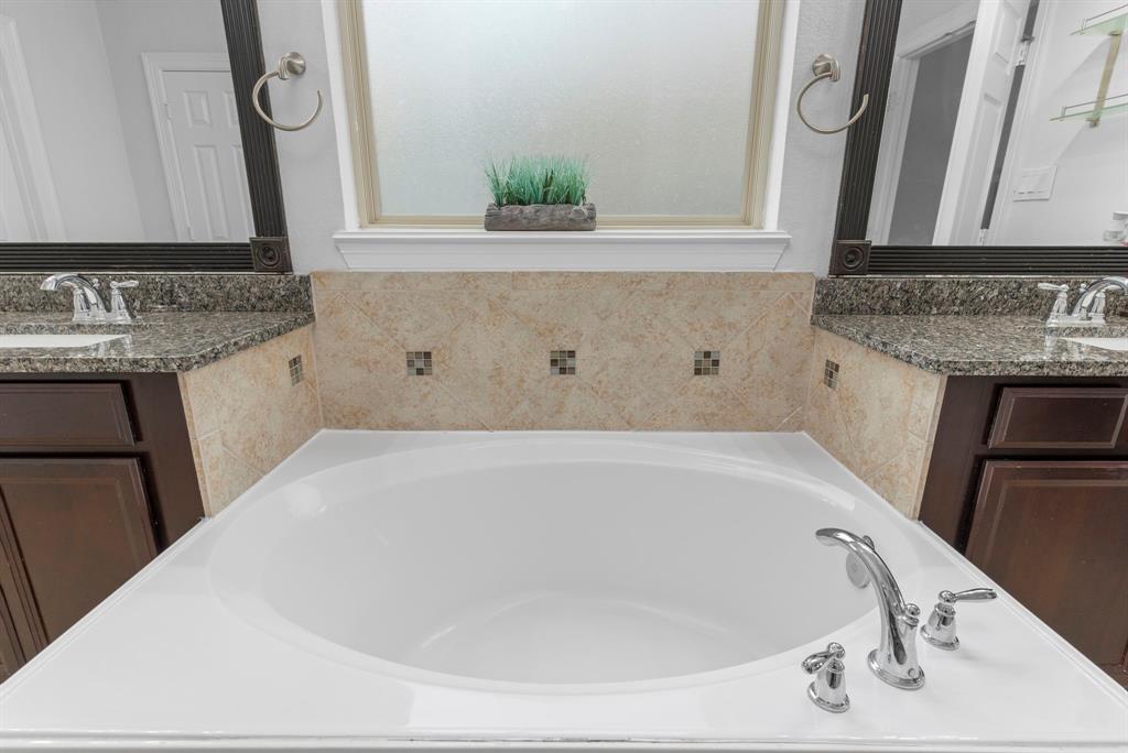 9203 Corella Lane, Richmond, Texas image 24