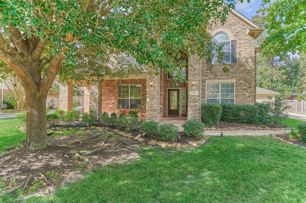 91 S Bardsbrook Circle, The Woodlands, Texas image 1