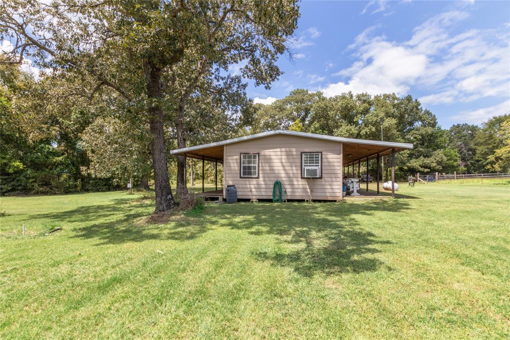 1106 County Road 2135, Crockett, Texas image 14