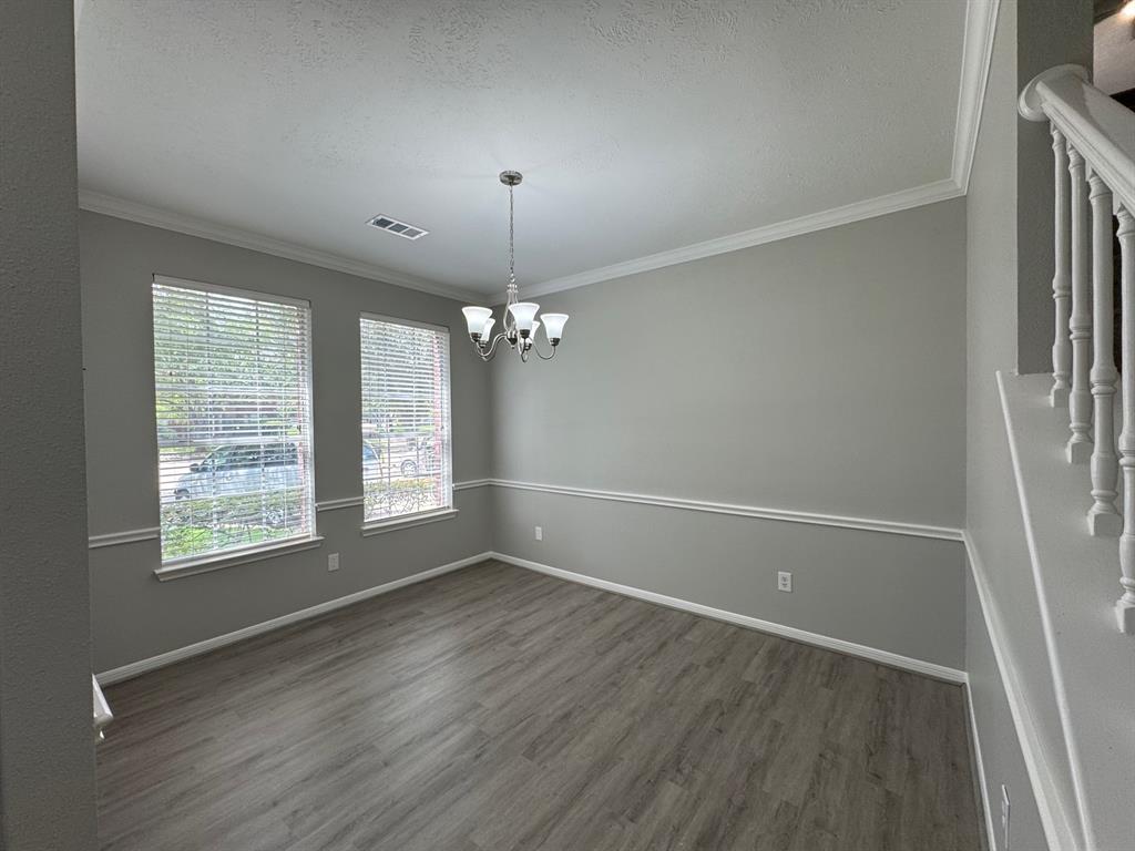 4607 Blue Rose Circle