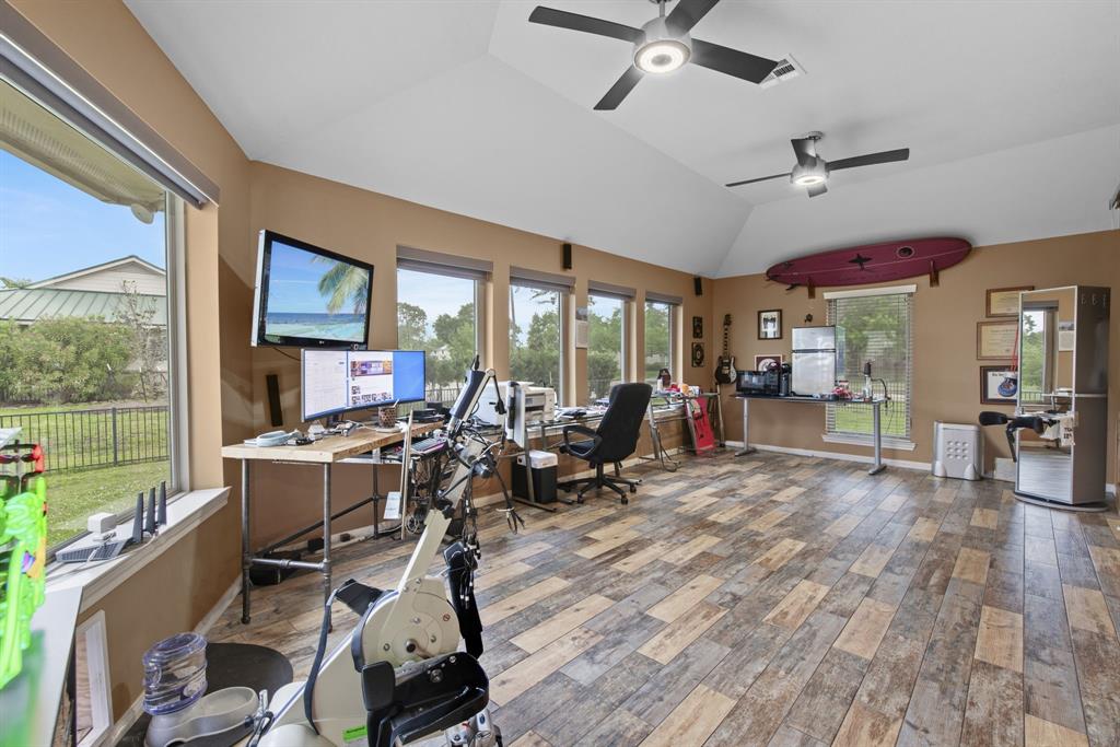 3921 Breezeway Court, Seabrook, Texas image 26