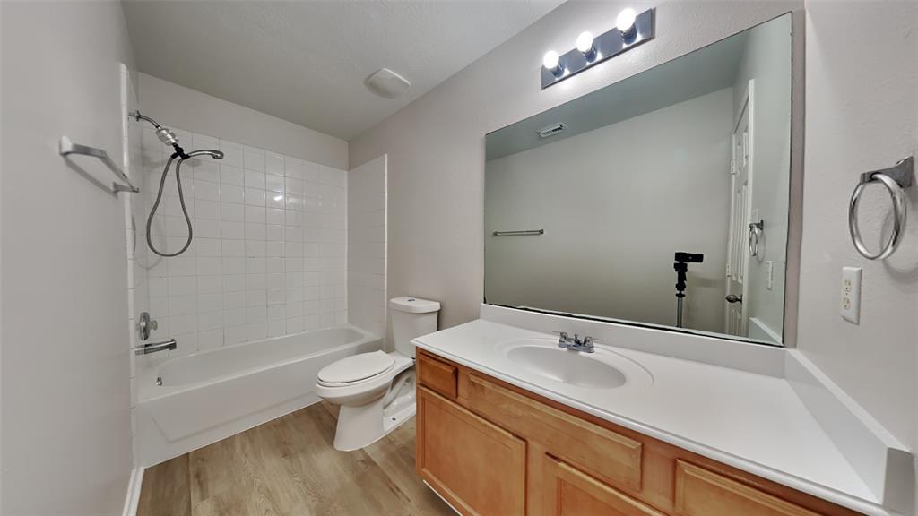 2515 Feather Green Trail, Fresno, Texas image 12