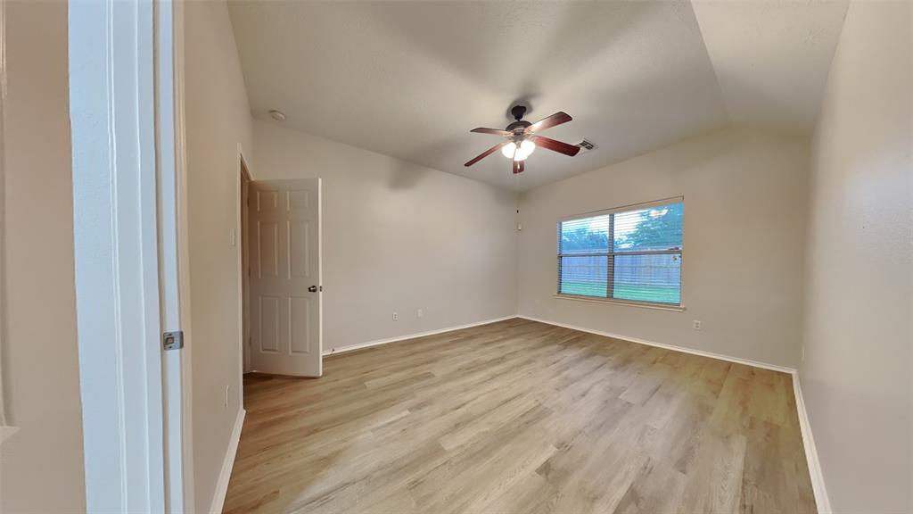 2515 Feather Green Trail, Fresno, Texas image 5