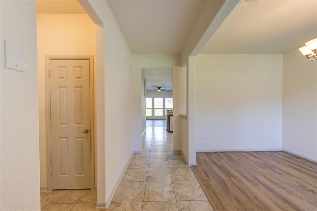 2702 Texas Elm Court, Fresno, Texas image 5