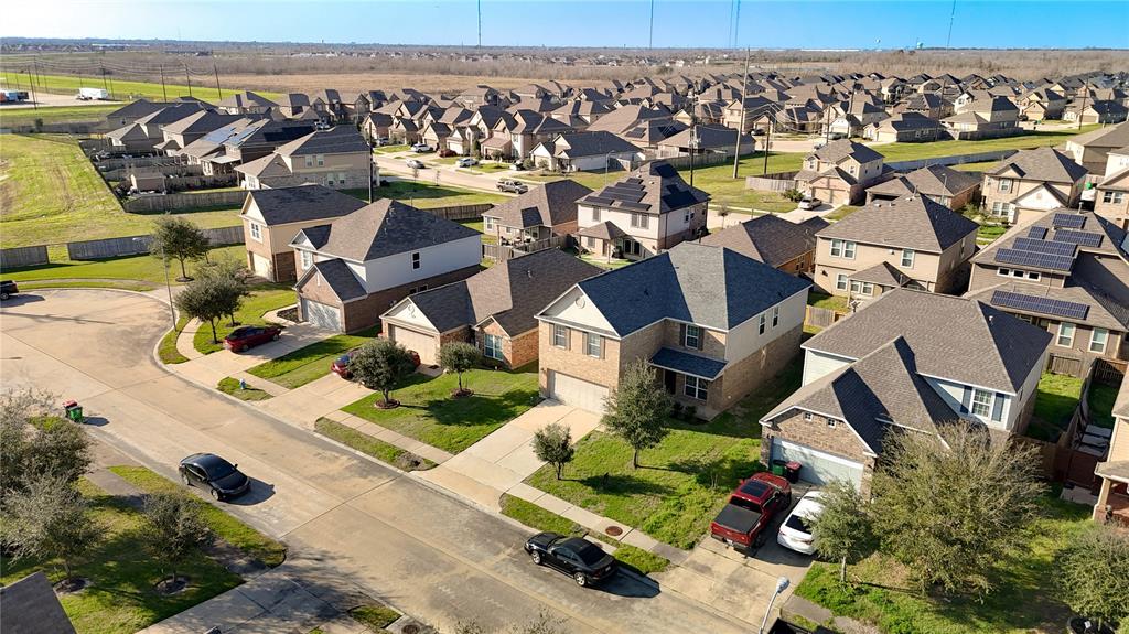 2702 Texas Elm Court, Fresno, Texas image 4