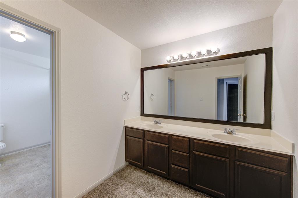2702 Texas Elm Court, Fresno, Texas image 12
