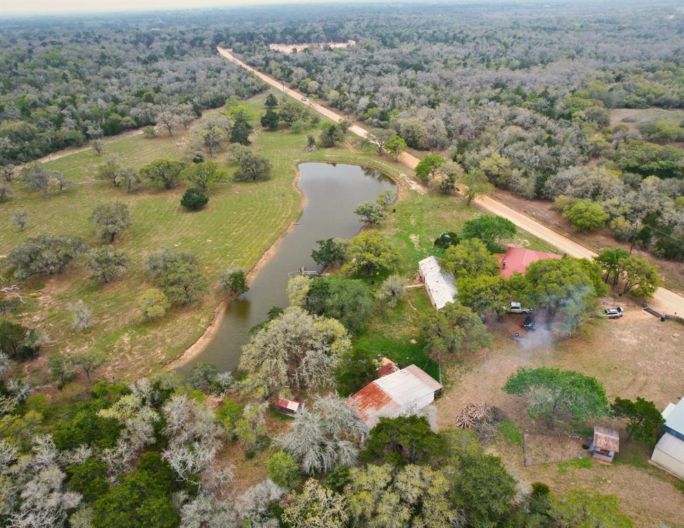 560 County Road 383, Hallettsville, Texas image 37