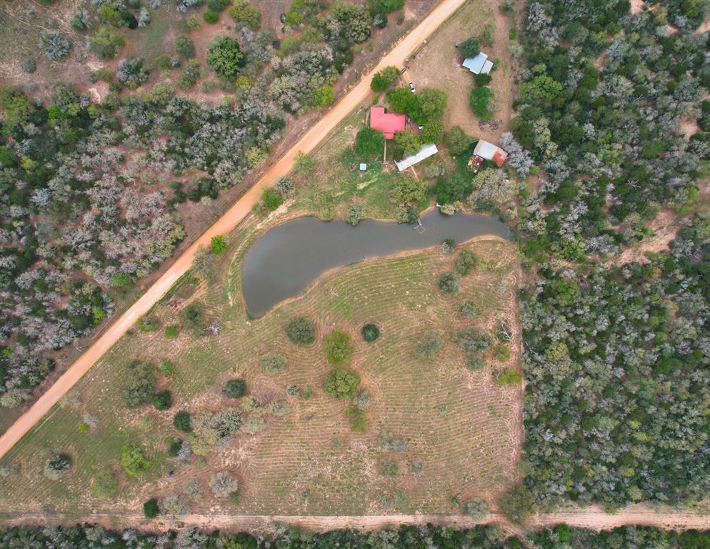 560 County Road 383, Hallettsville, Texas image 36