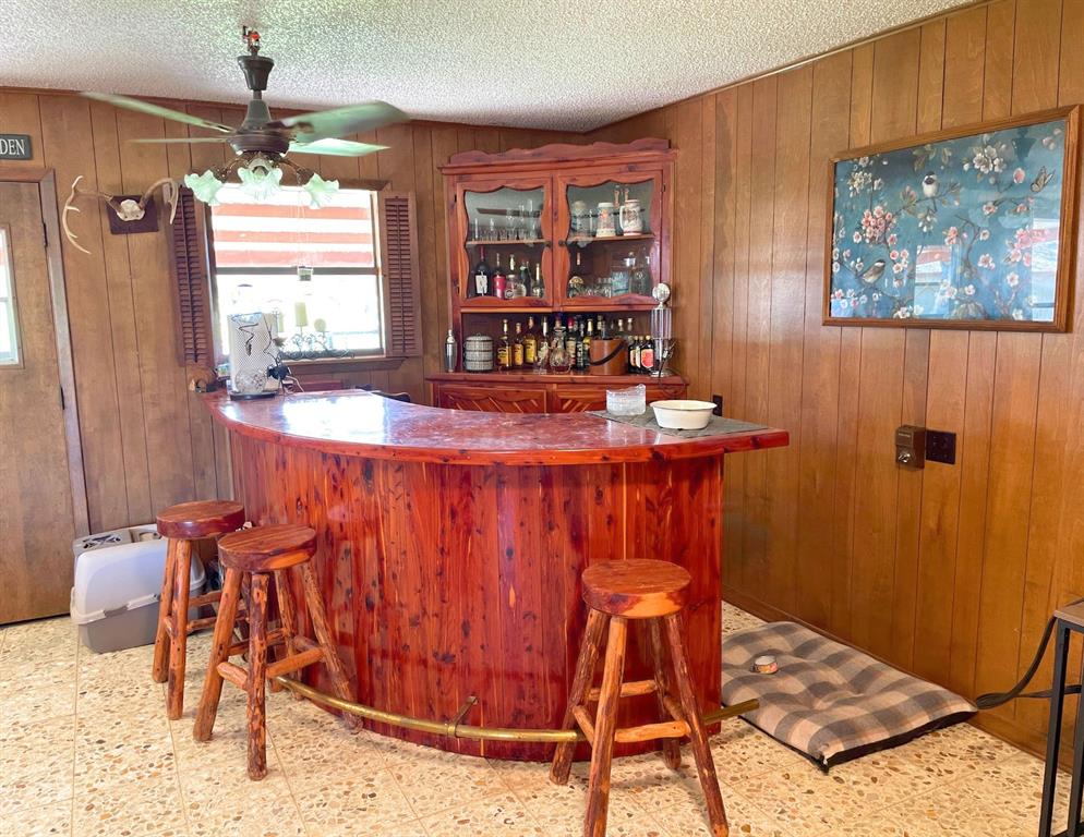 560 County Road 383, Hallettsville, Texas image 11