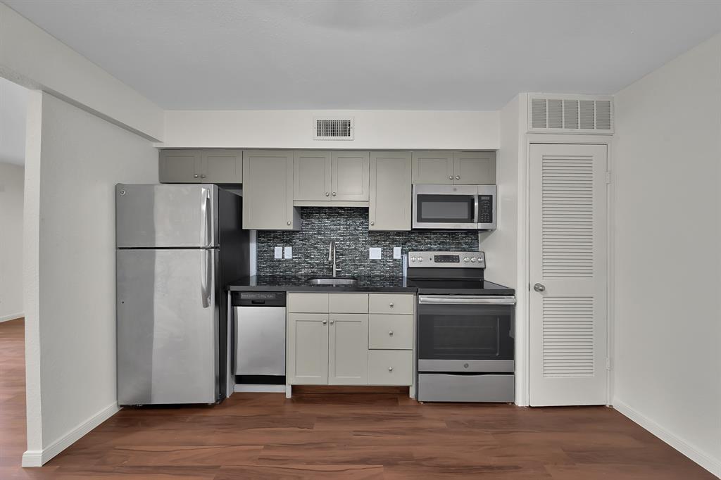 12900 Walden Road #107-A, Montgomery, Texas image 6