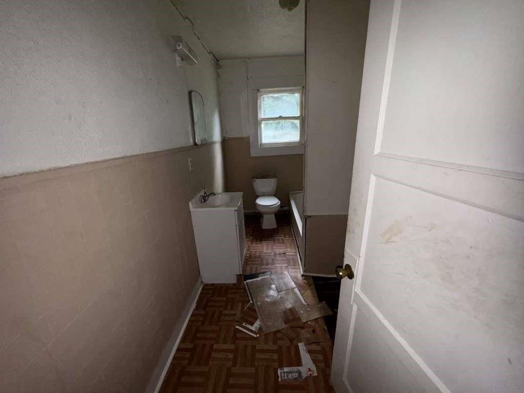 1303 Hopkins Drive, Jasper, Texas image 11