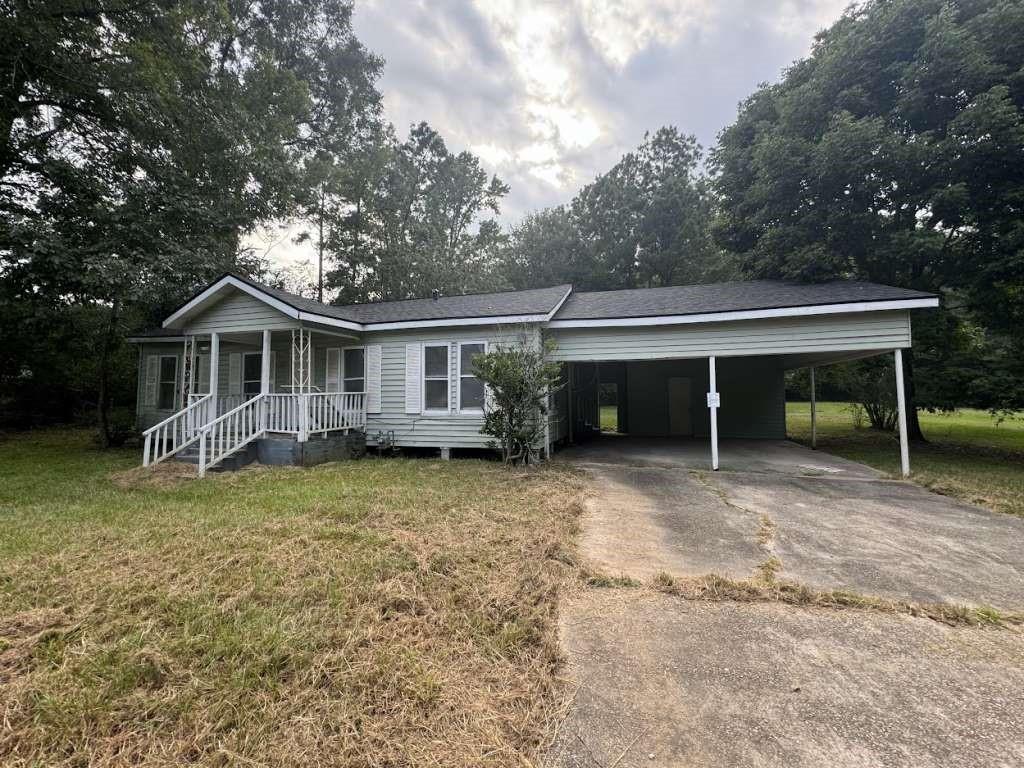 1303 Hopkins Drive, Jasper, Texas image 1