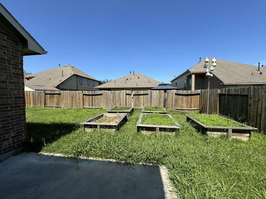 6826 Hunters Way Lane, Baytown, Texas image 33