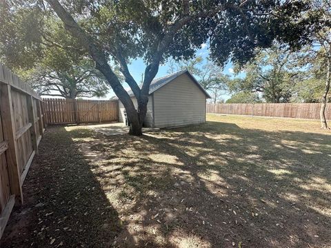 A home in Sealy