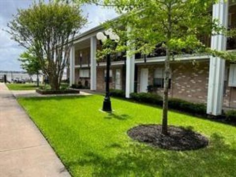 Photo of 3535 Nasa Parkway #62, Seabrook, TX 77586 (MLS # 44989682)