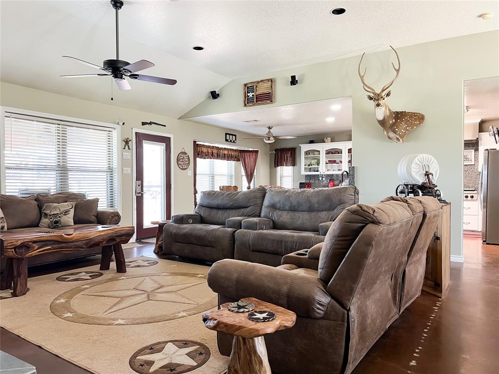 20315 Post Oak Loop, Thornton, Texas image 14