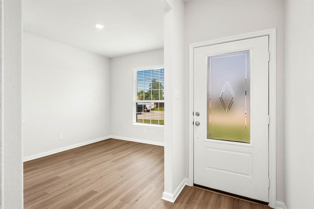 16430 Blossom Grove Drive, Conroe, Texas image 2