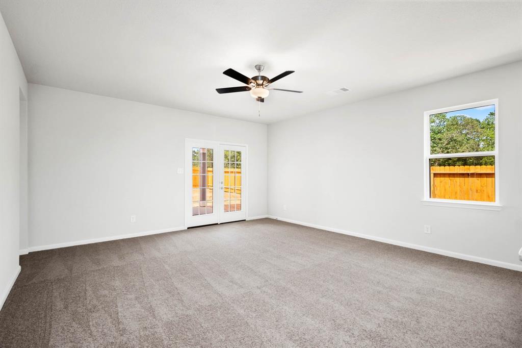 16430 Blossom Grove Drive, Conroe, Texas image 8