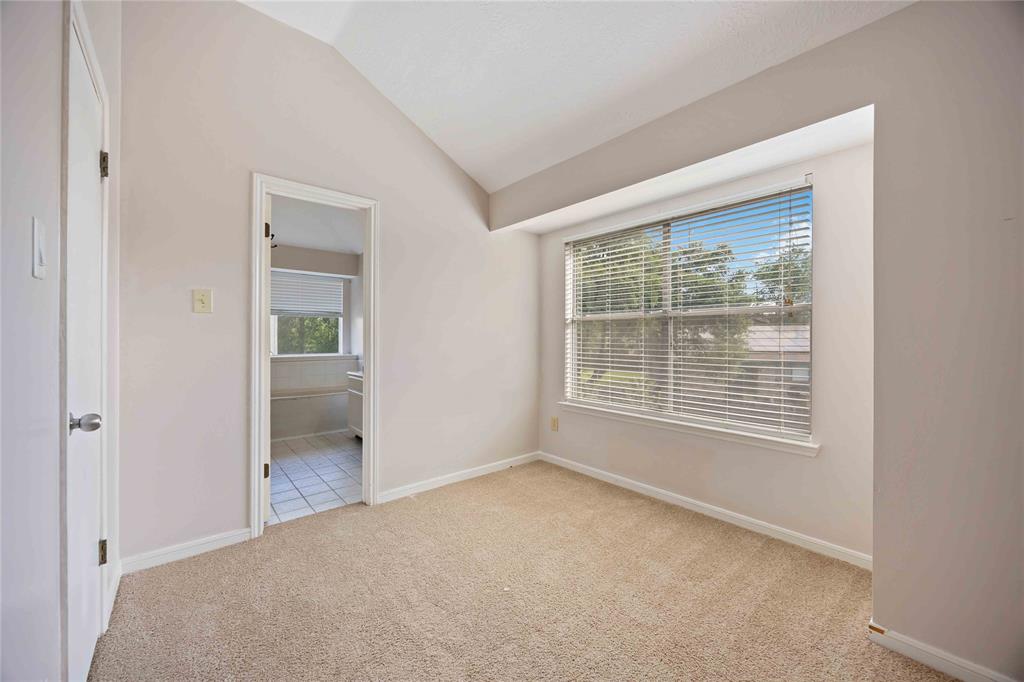 17610 Mill Springs Drive, Spring, Texas image 20