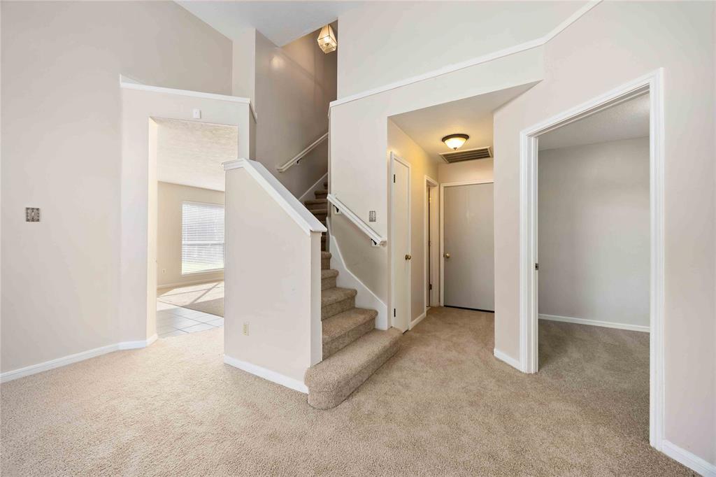 17610 Mill Springs Drive, Spring, Texas image 5