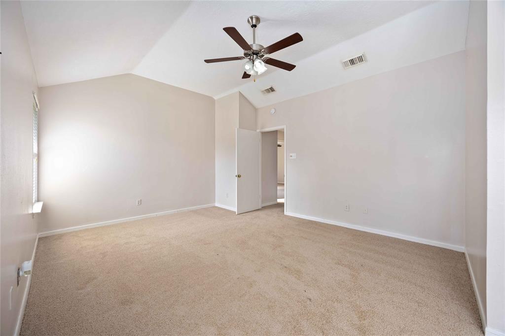17610 Mill Springs Drive, Spring, Texas image 19