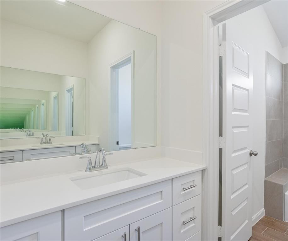 8006 Cypress Poplar Court Drive, Houston, Texas image 23