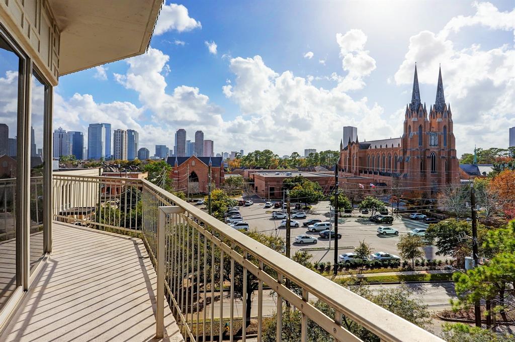 5050 Woodway Drive #5G, Houston, Texas image 21