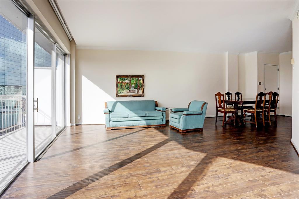 5050 Woodway Drive #5G, Houston, Texas image 13