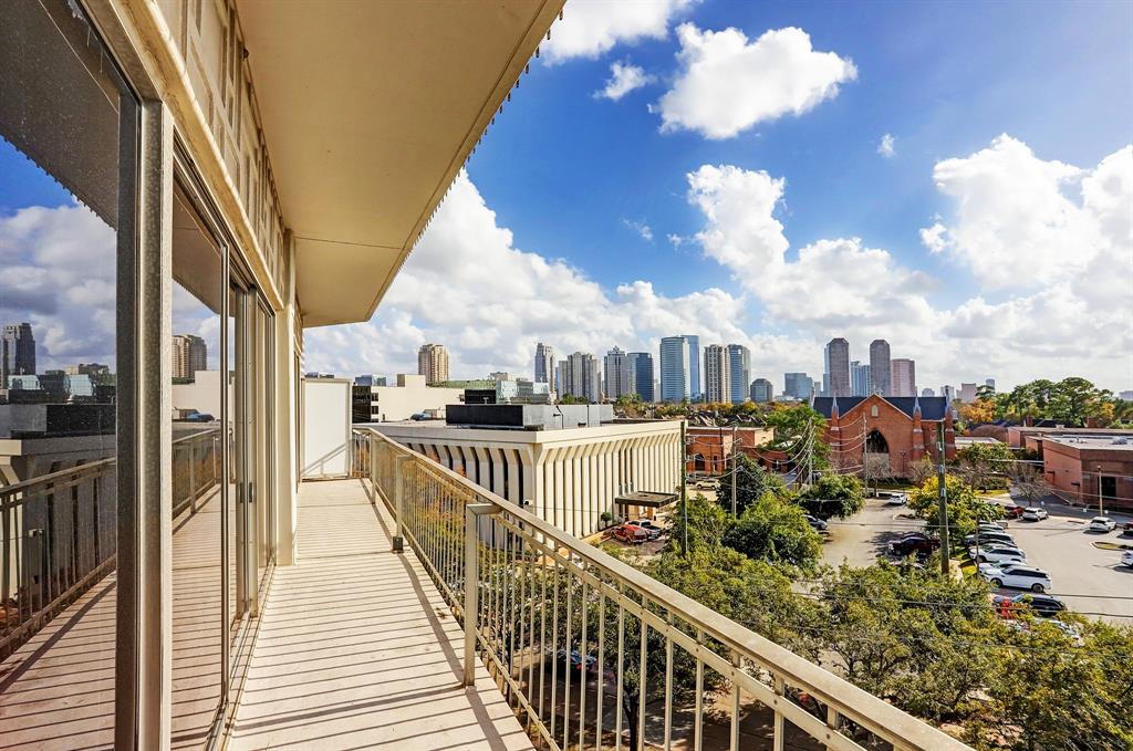 5050 Woodway Drive #5G, Houston, Texas image 22