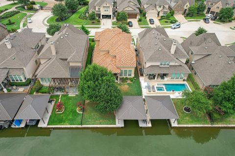 Single Family Residence in Cypress TX 17923 Spoke Hollow Court 3.jpg