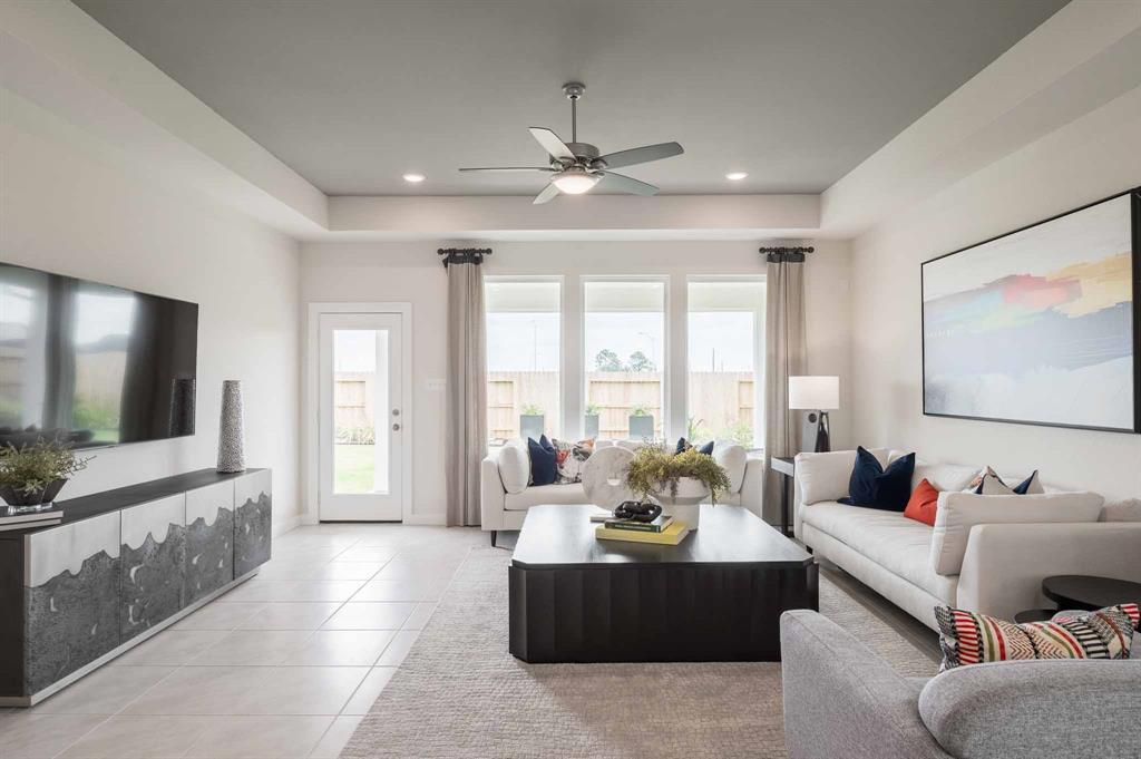 21707 Flannel Bush Lane, Cypress, Texas image 4