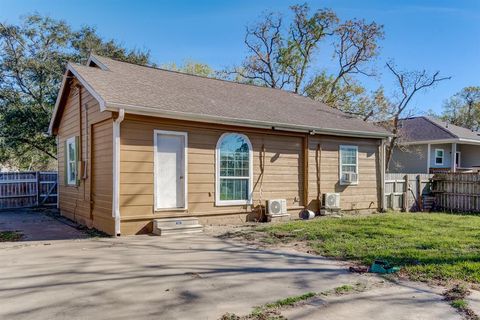 A home in Texas City