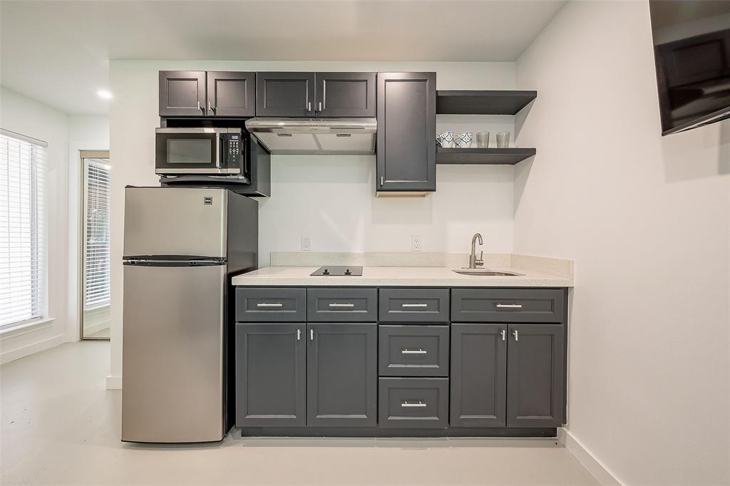 1418 April Villas UNIT 2