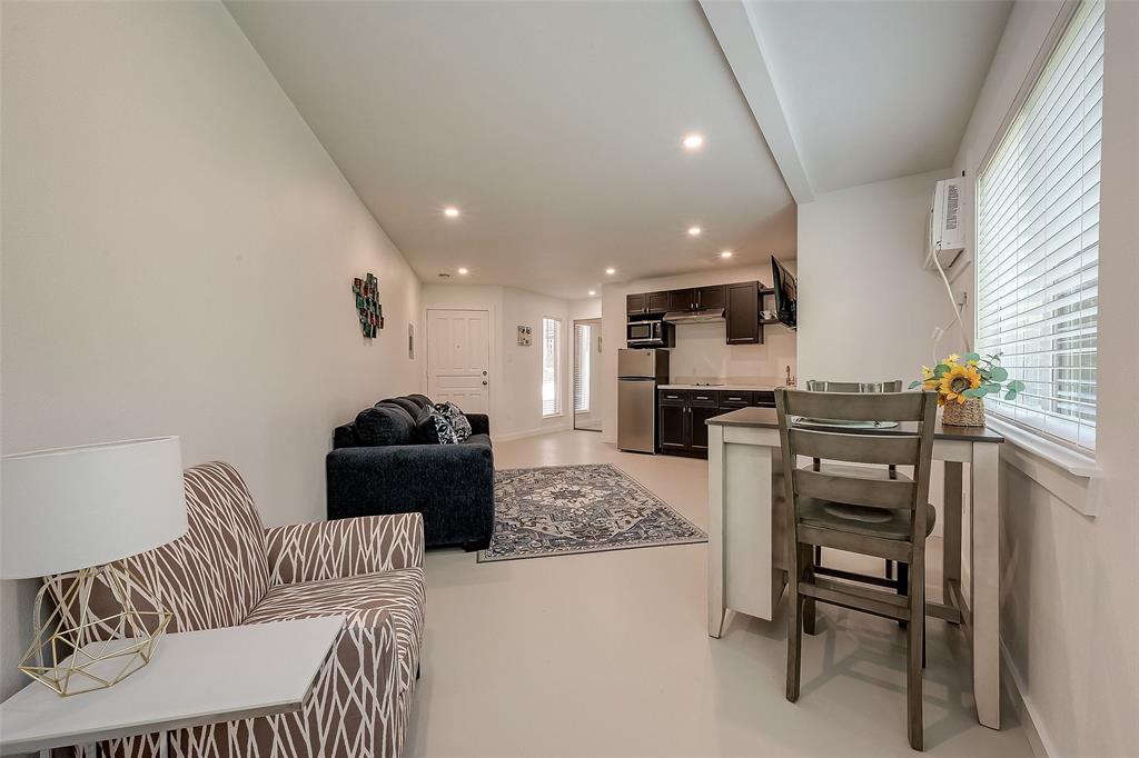 1418 April Villas UNIT 2