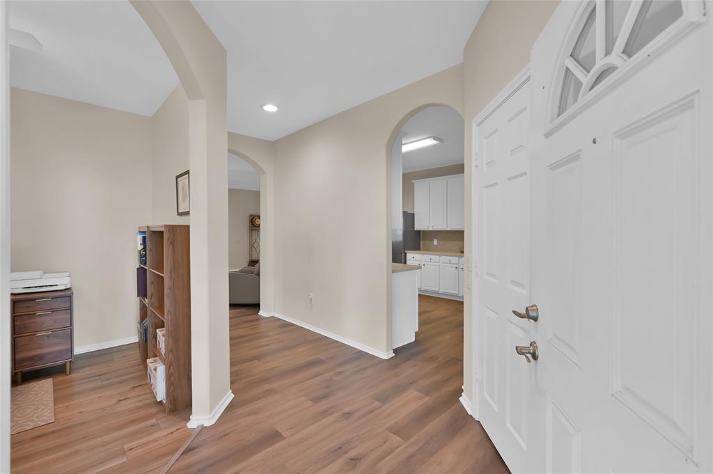 31 Greenwich Place, Conroe, Texas image 6