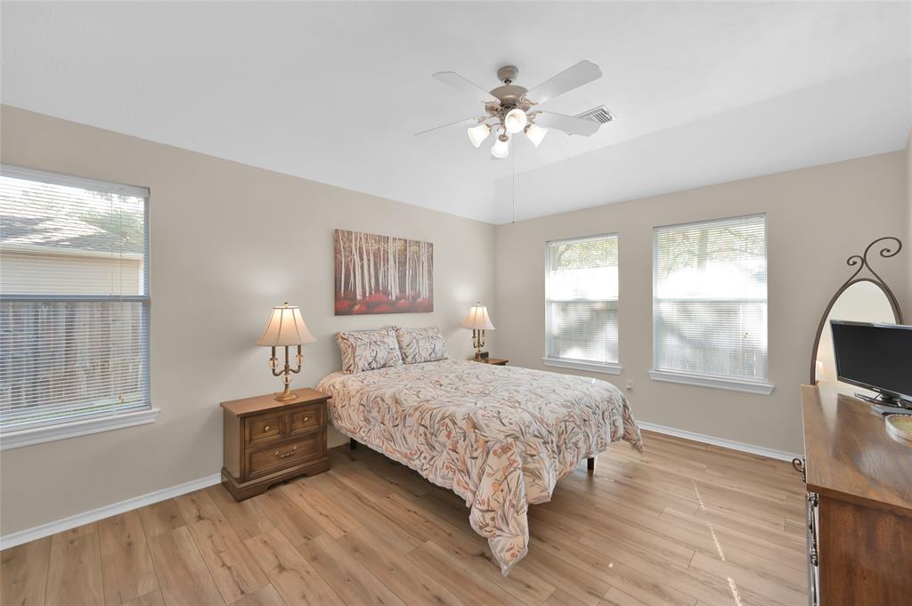 31 Greenwich Place, Conroe, Texas image 24