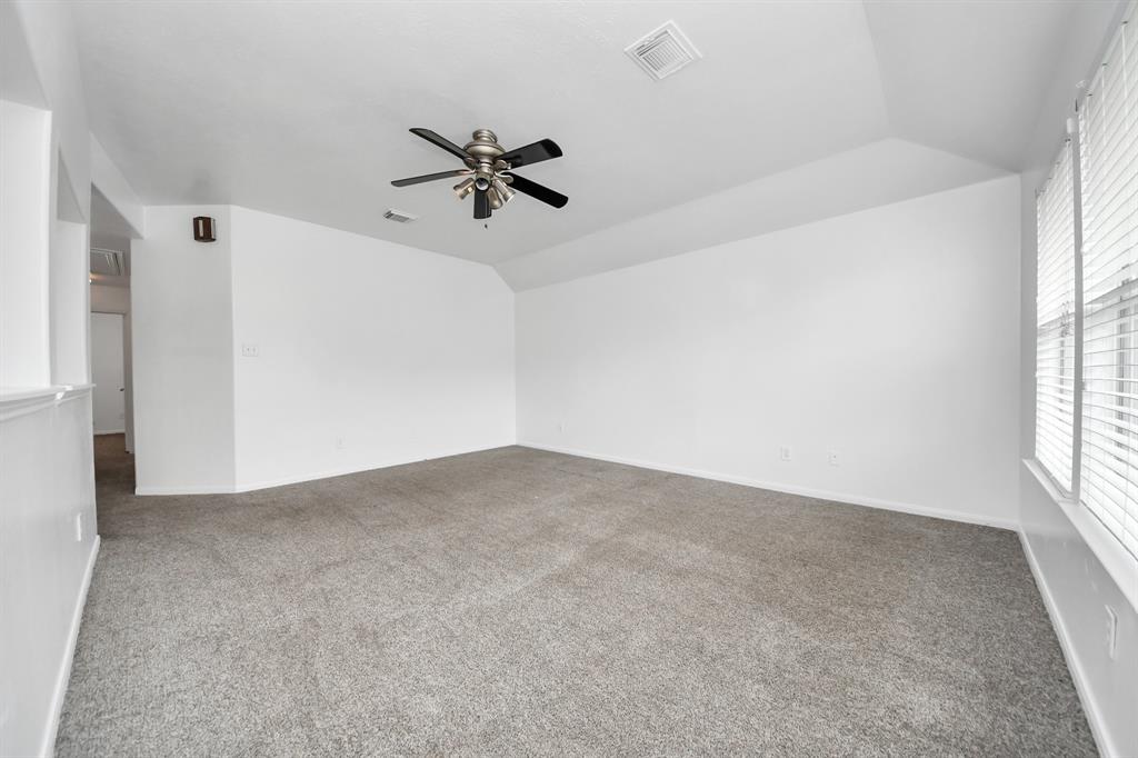 1605 Spring Glen Lane, Pearland, Texas image 29