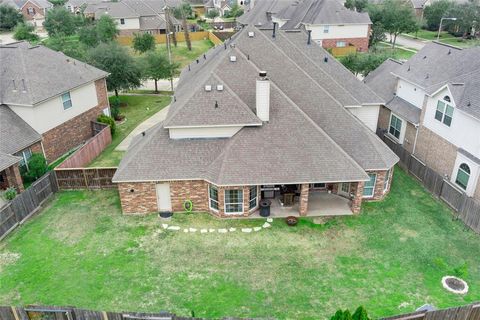 A home in League City