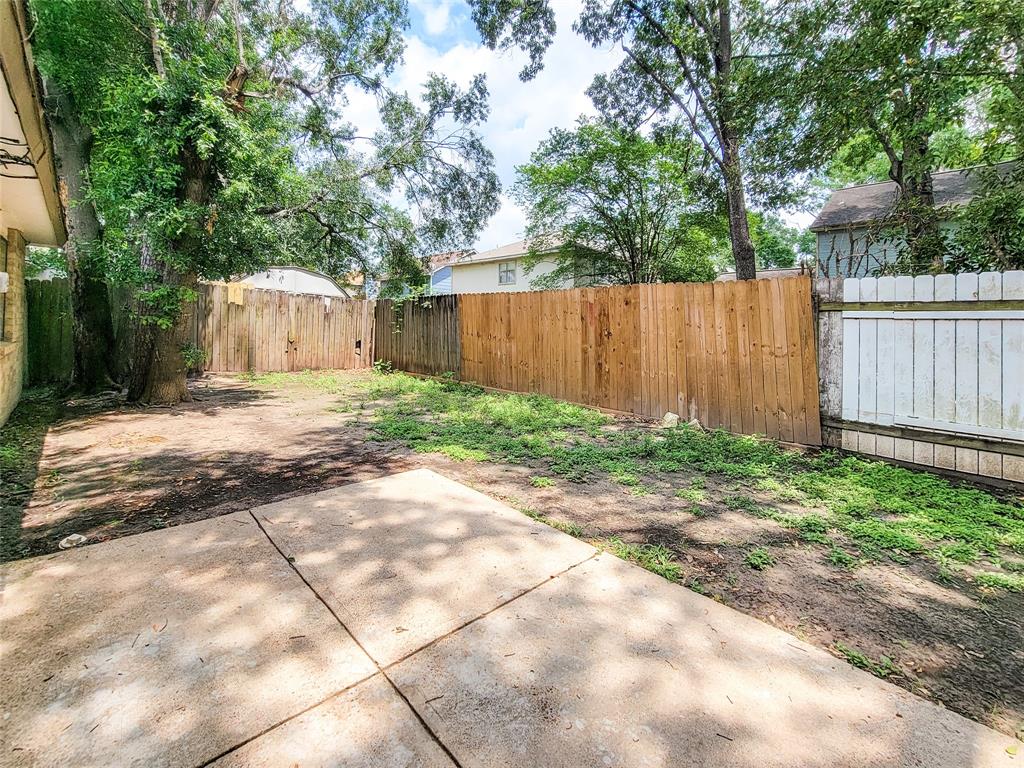 19926 Rising Star Drive, Humble, Texas image 17